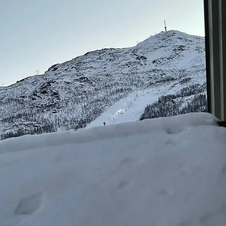 Presttind - With Free Parking Apartment Narvik