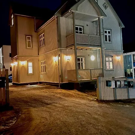 Presttind - With Free Parking